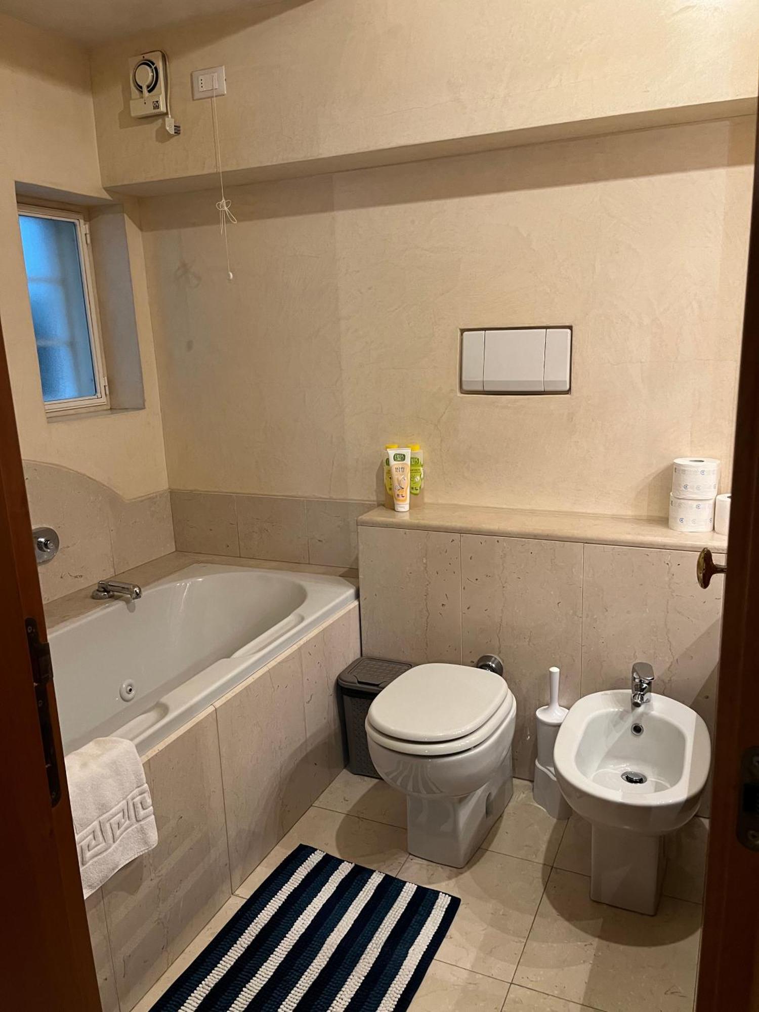 Apartamento Il Campanile Vicenza Exterior foto