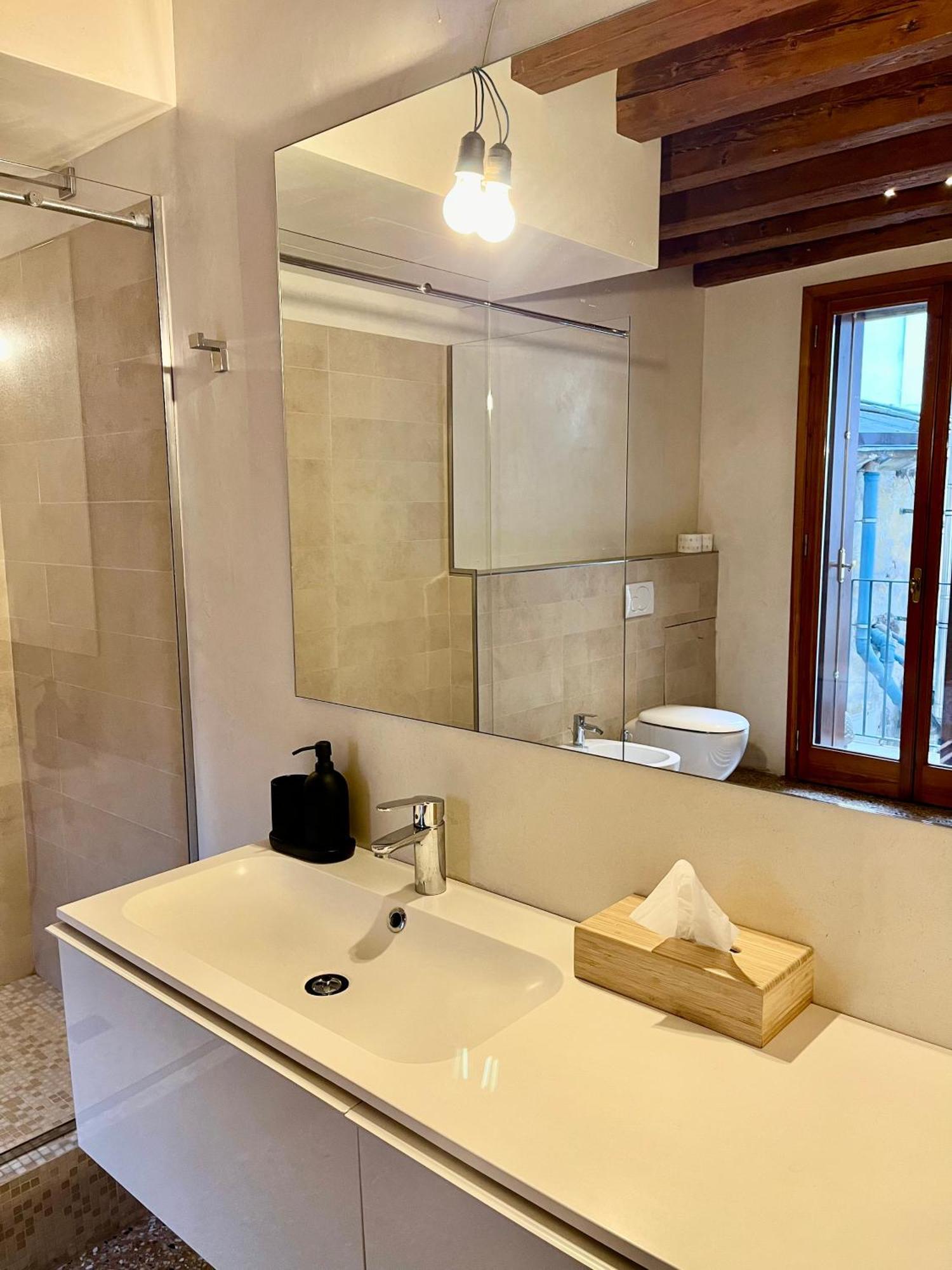 Apartamento Il Campanile Vicenza Exterior foto