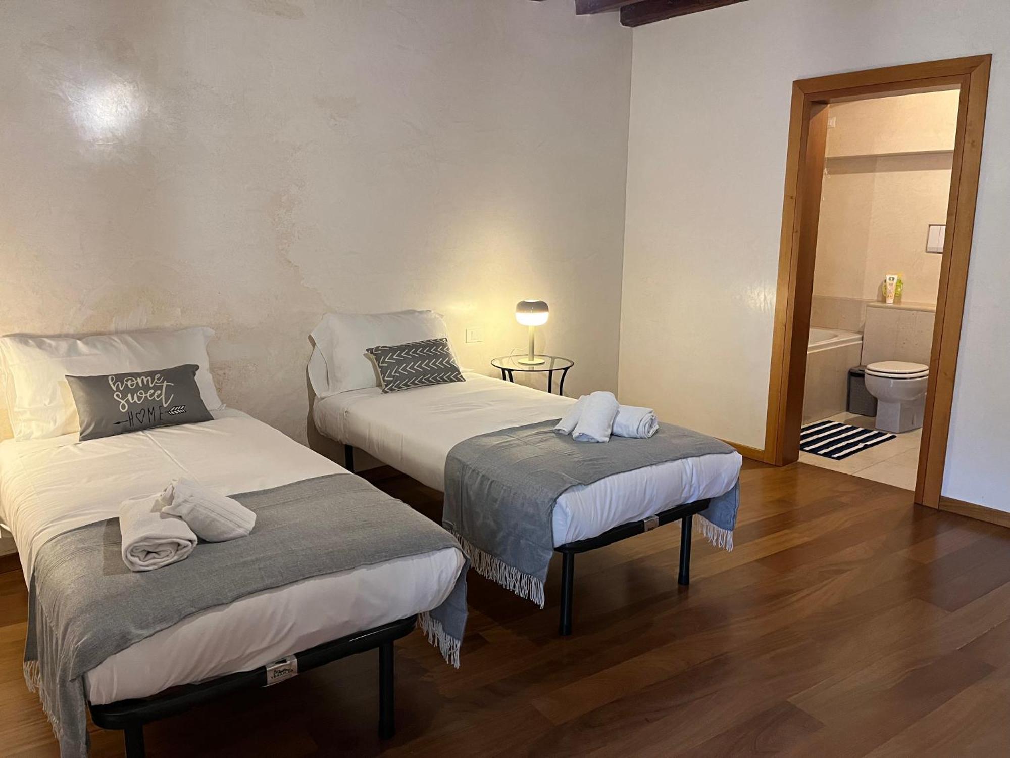 Apartamento Il Campanile Vicenza Exterior foto